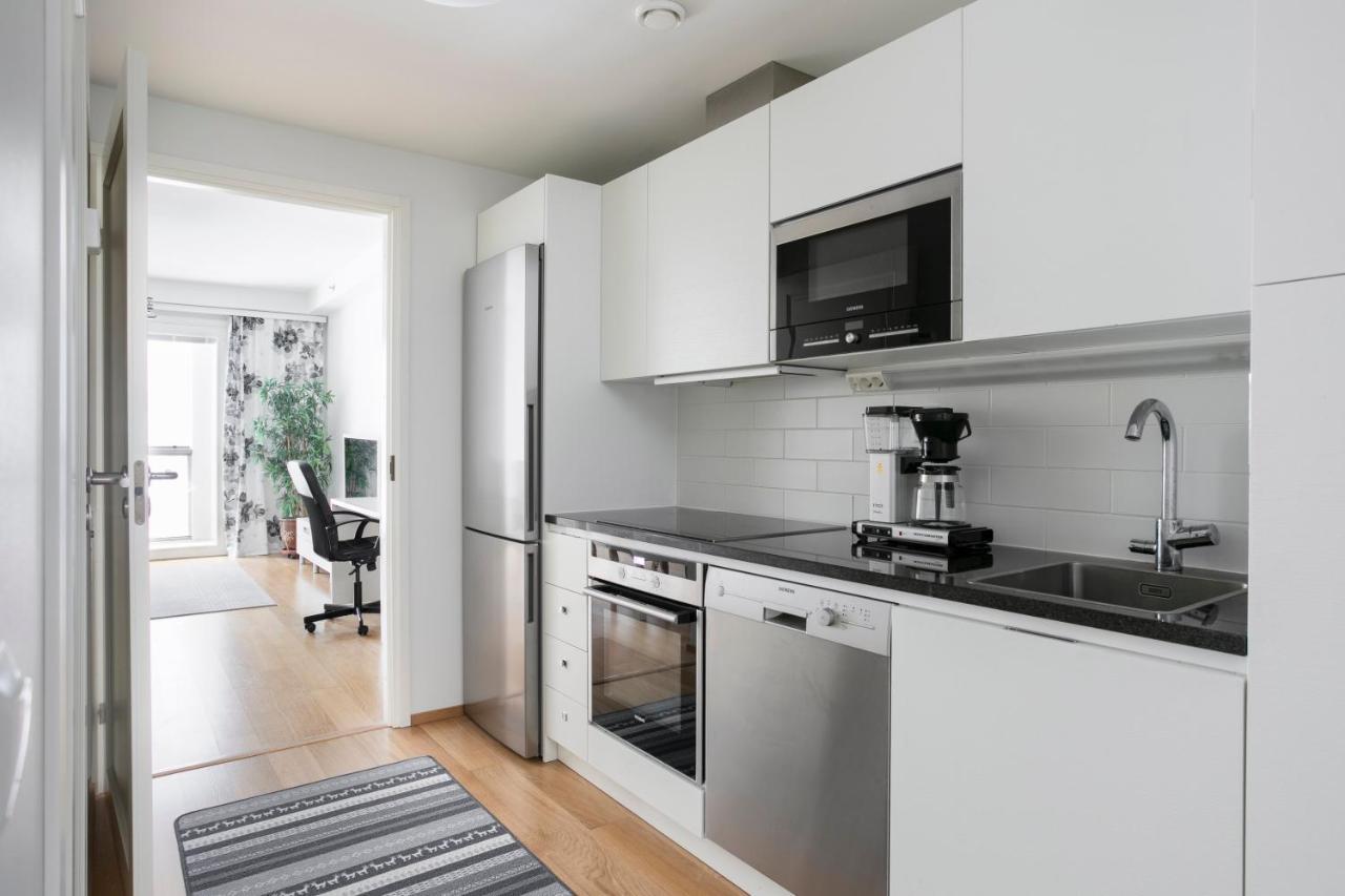 2Ndhomes Cozy 1Br Apartment With Balcony By The Central Station Helsinki Kültér fotó