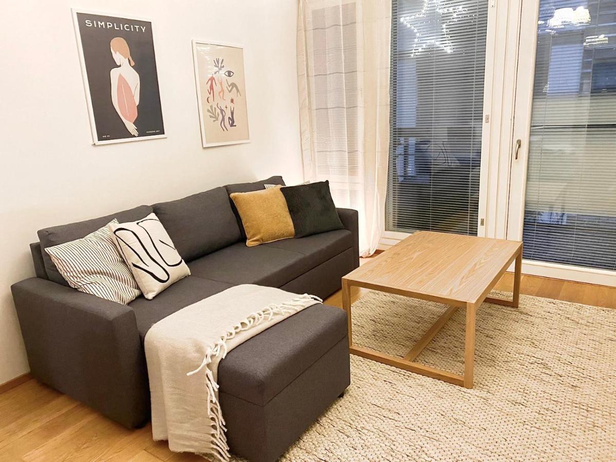 2Ndhomes Cozy 1Br Apartment With Balcony By The Central Station Helsinki Kültér fotó